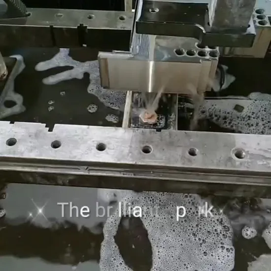 Best Selling EPA 4 Euro 5 1.8 Ton 2ton Closed Cabin Crawler Excavators Small Digger Hydraulic Kubota 3-Cylindrig Motor 1.7 Ton Mini Excavator Price Can OEM EDM